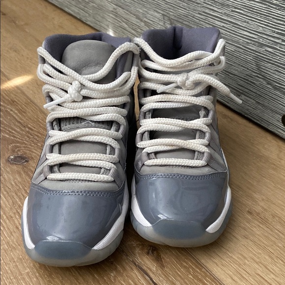 all gray jordan 11